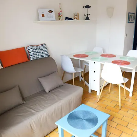 Holiday home Cyprien Jolie Maison Climatisee